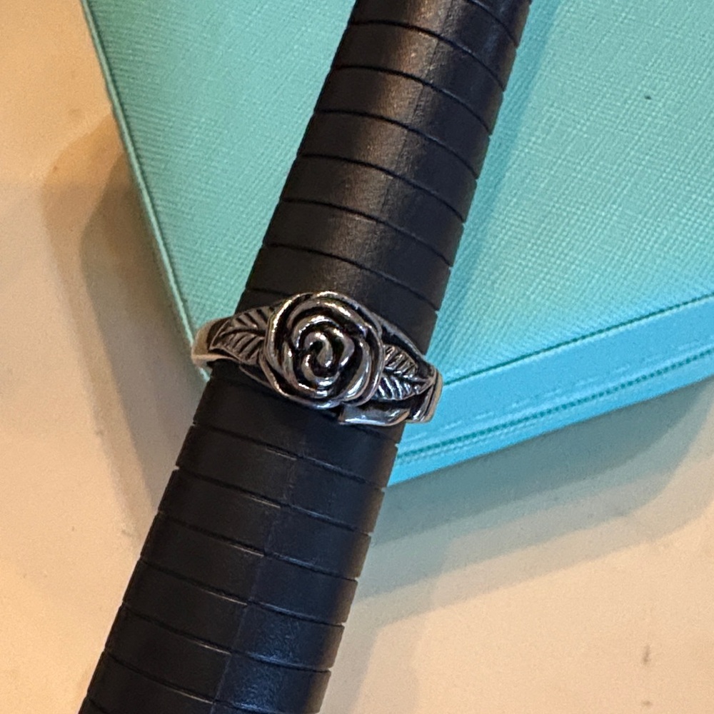 Vintage Rosette 11.5 Silver tone Ring
